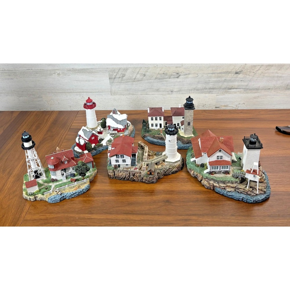 Harbour Lights Lighthouse Christmas Crossover Island 188, 259, 2001, 534 Qty 5